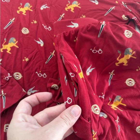 Kyte Baby Pajama Set, Adult Unisex, size small, Harry Potter - Picture 3 of 4